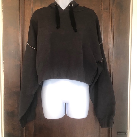 Zara Cropped Sweatshirt NWOT - Picture 2 of 4